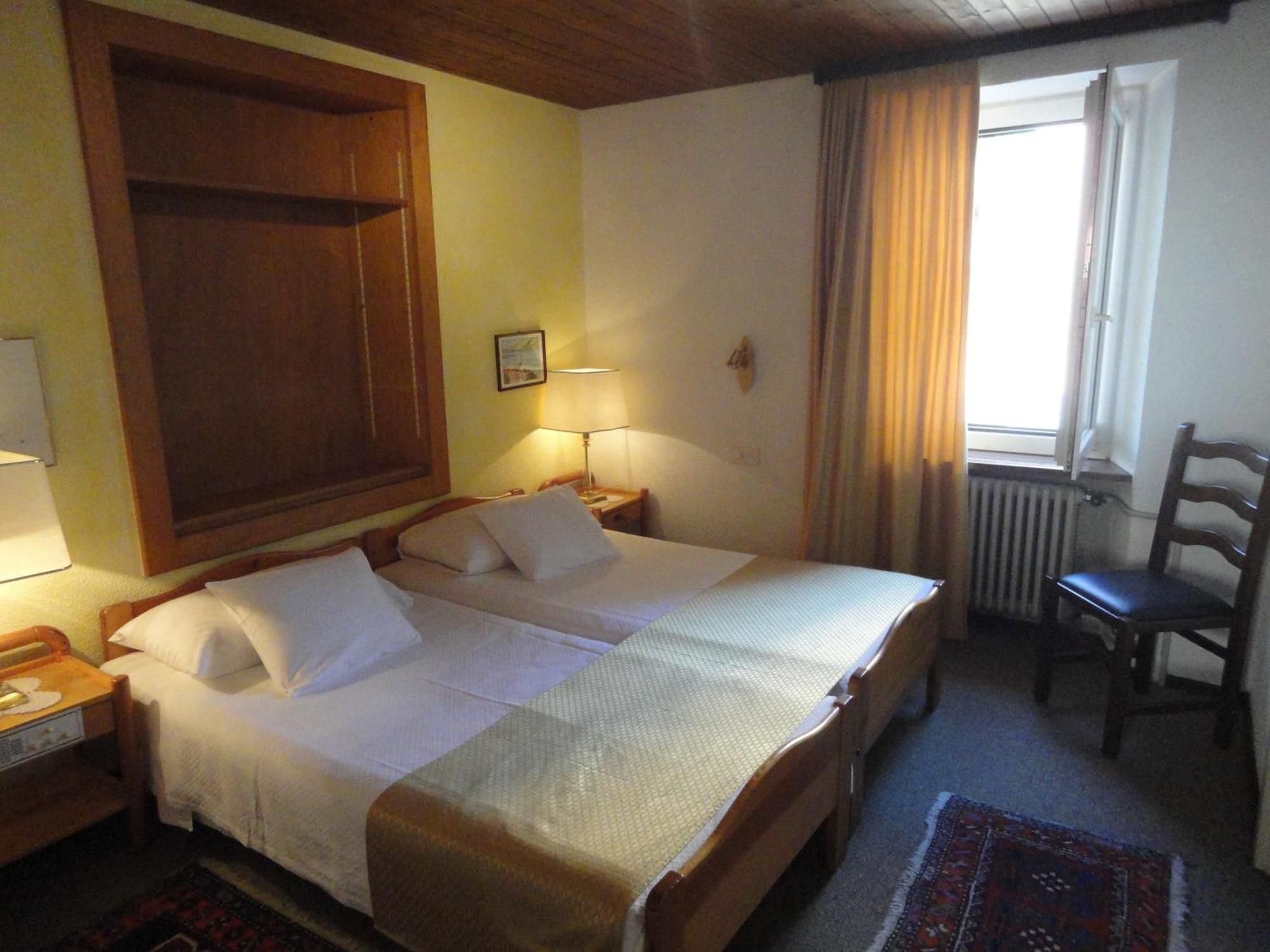 Ristorante Stazione Hotel Tesserete ภายนอก รูปภาพ